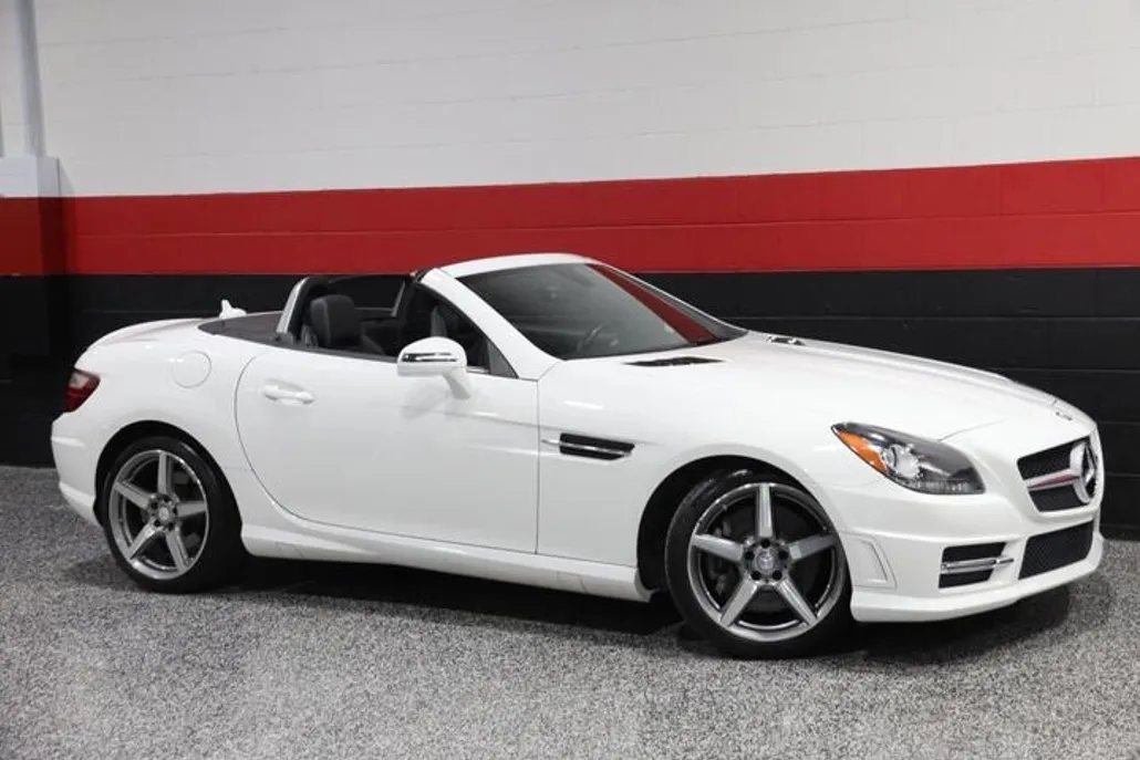 2015 Mercedes Benz SLK 250 AMG photo 1