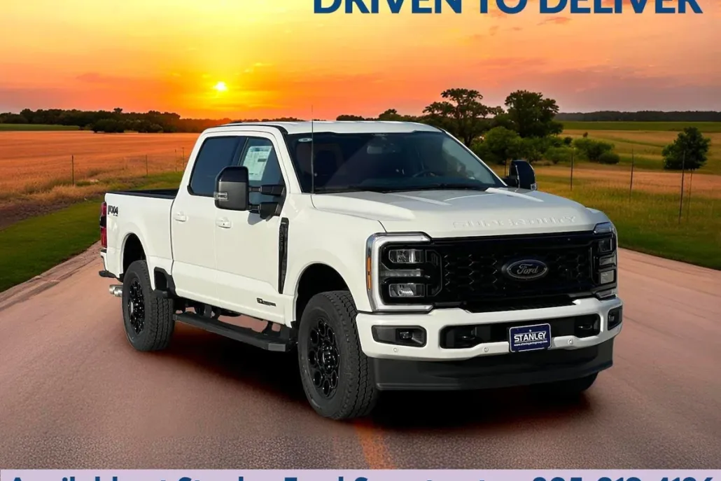 2025 Ford F-250 Lariat photo 1