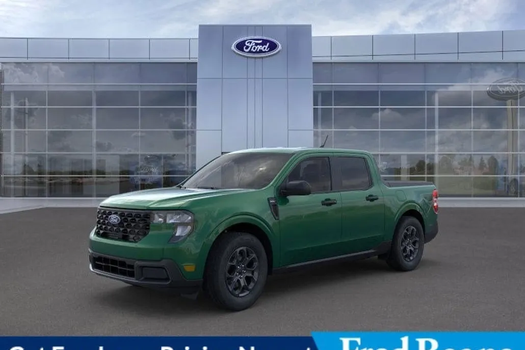 2025 Ford Maverick XLT photo 1
