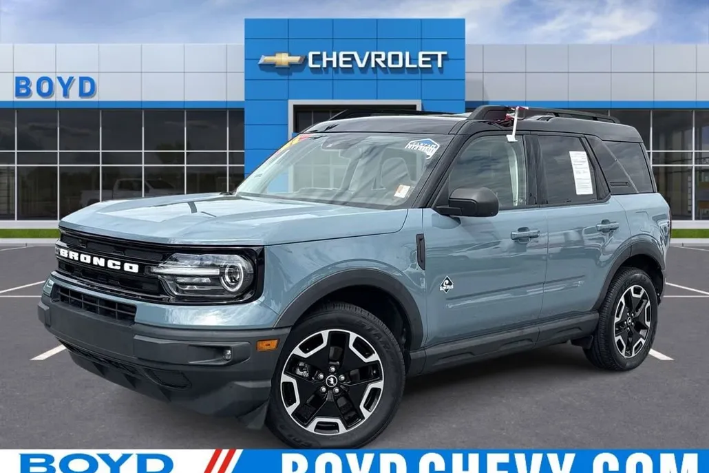 2021 Ford Bronco Sport Outer Banks photo 1