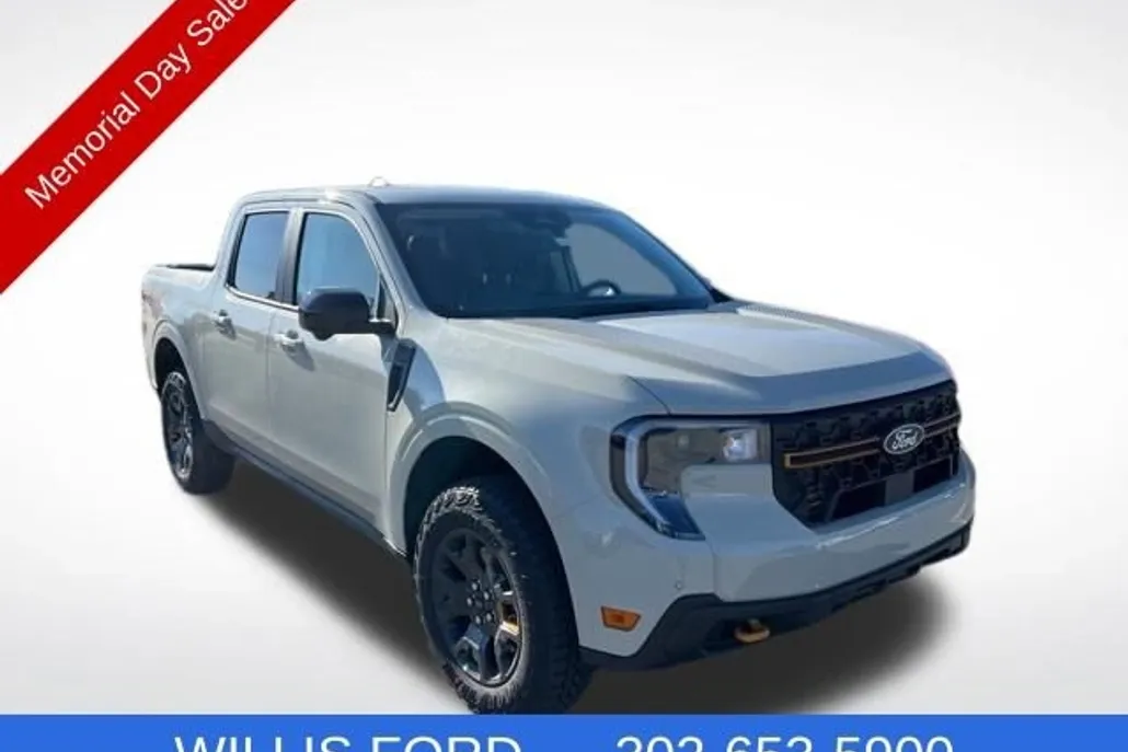 2025 Ford Maverick Tremor photo 1