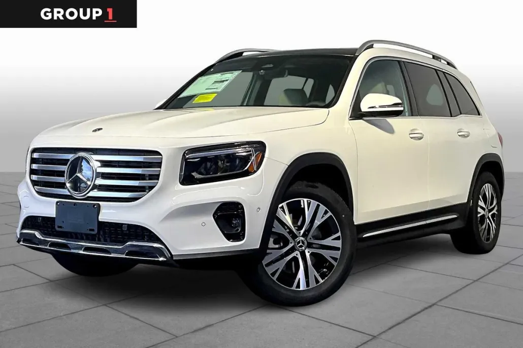 2026 Mercedes Benz GLB 250 4MATIC photo 1