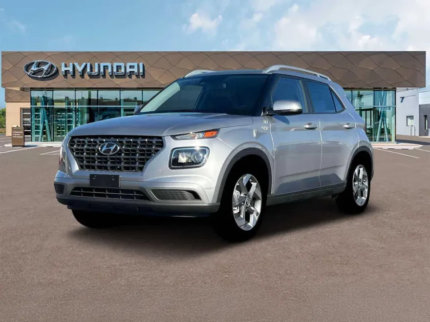 2025 Hyundai Venue SEL photo 1