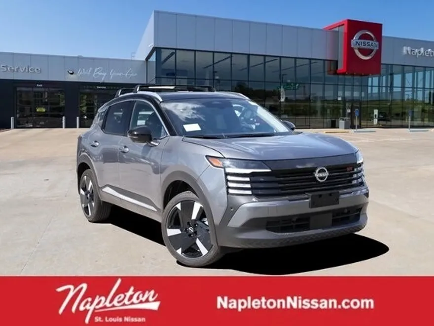 2025 Nissan Kicks SR photo 1