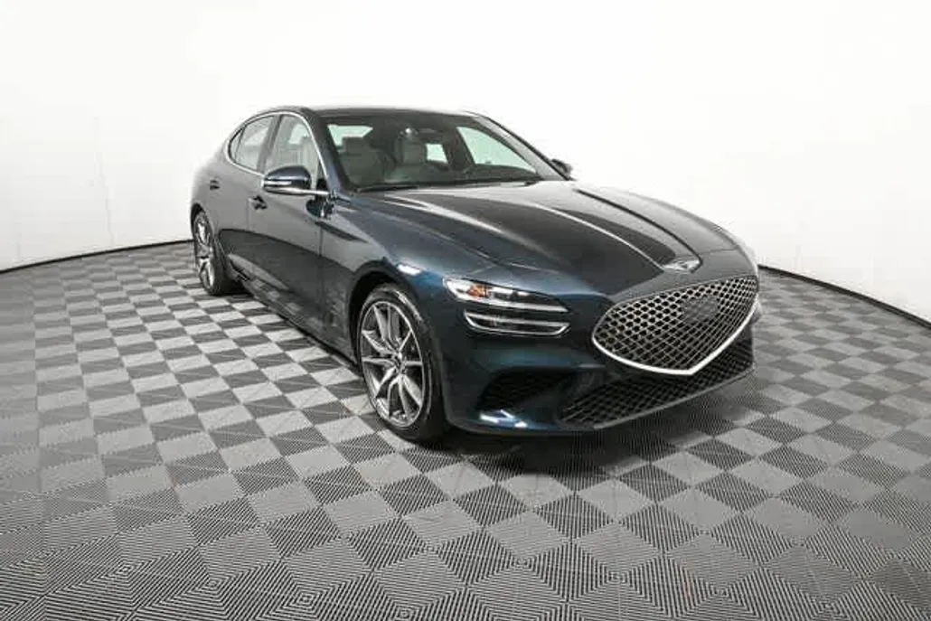 2025 Genesis G70 2.5T photo 1