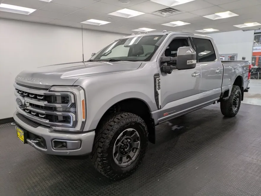 2023 Ford F-250 photo 1