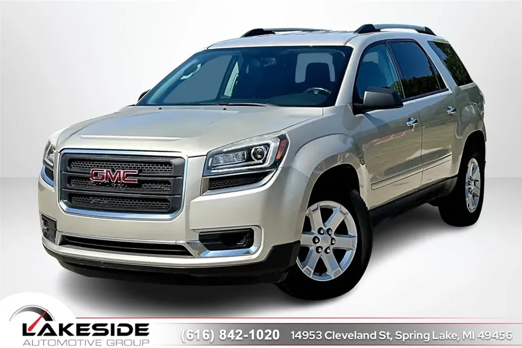 2015 Gmc Acadia SLE photo 1