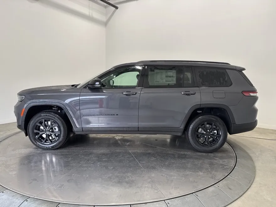2025 Jeep Grand Cherokee Altitude X photo 1