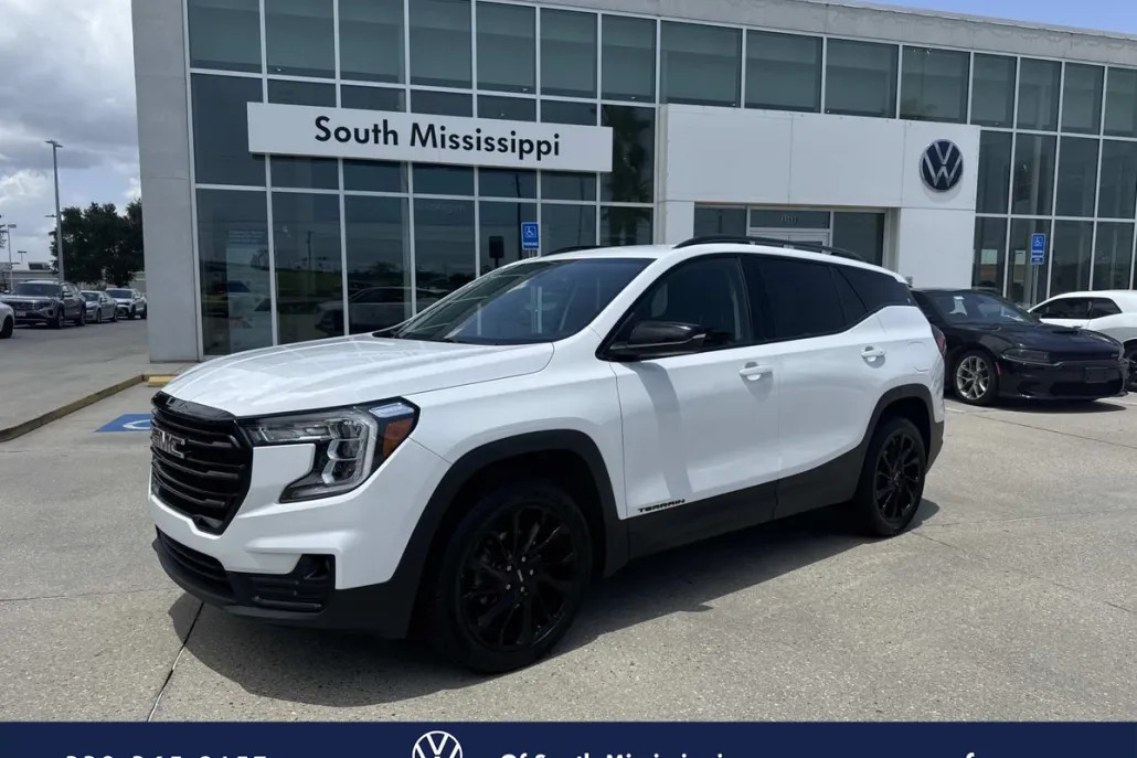 2024 Gmc Terrain SLT photo 1