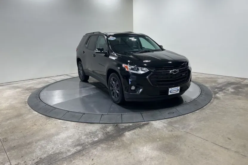 2021 Chevrolet Traverse RS photo 1