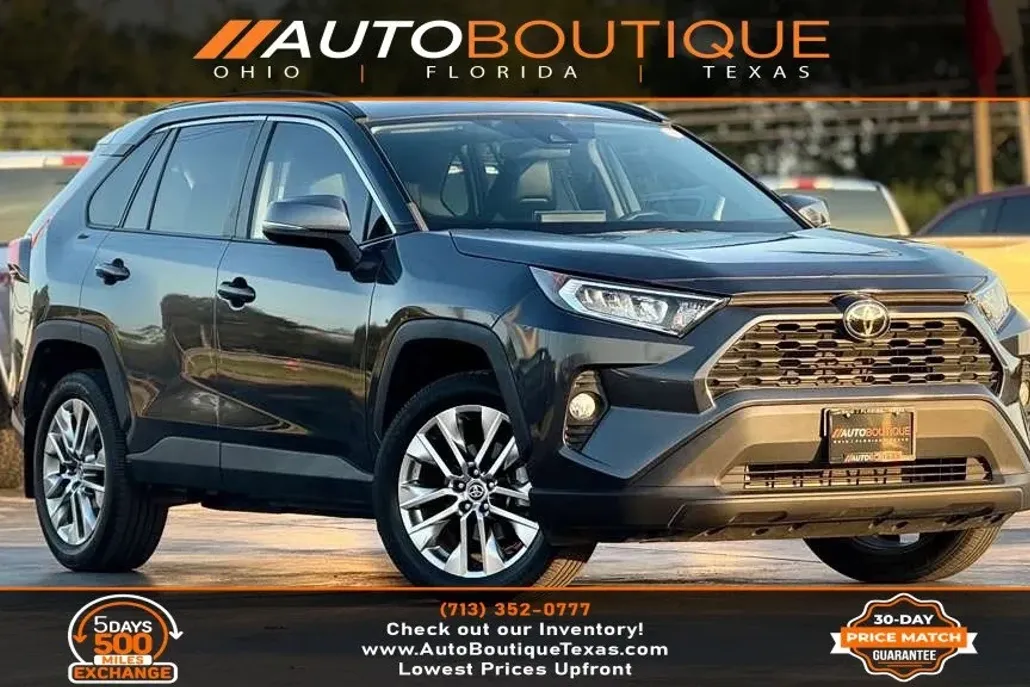 2021 Toyota RAV4 XLE Premium photo 1