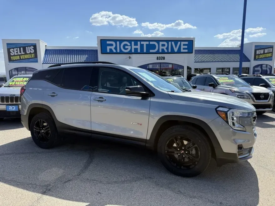 2023 Gmc Terrain AT4 photo 1
