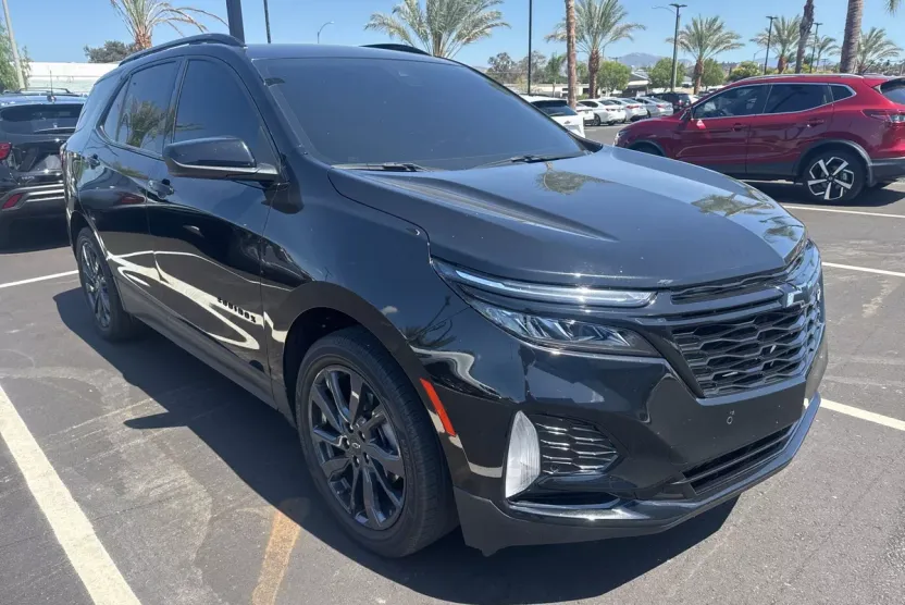 2024 Chevrolet Equinox RS photo 1