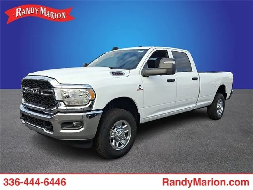 2023 Ram 3500 Tradesman photo 1