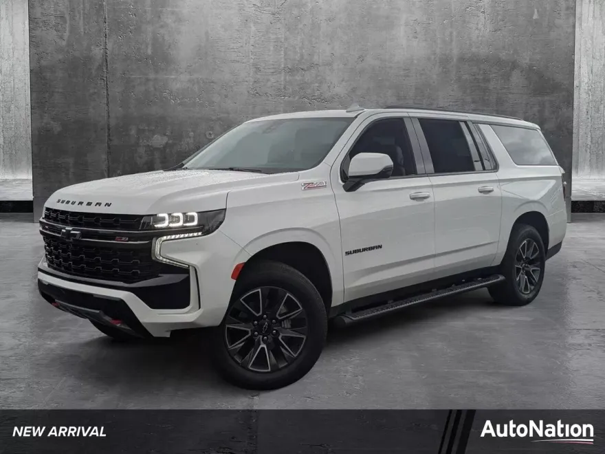 2021 Chevrolet Suburban Z71 photo 1
