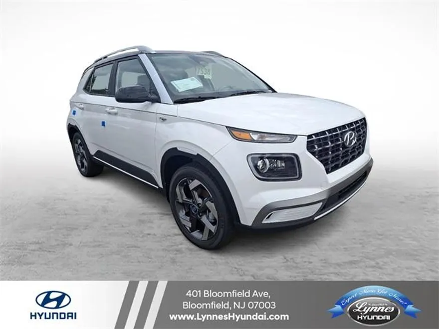 2025 Hyundai Venue Limited photo 1