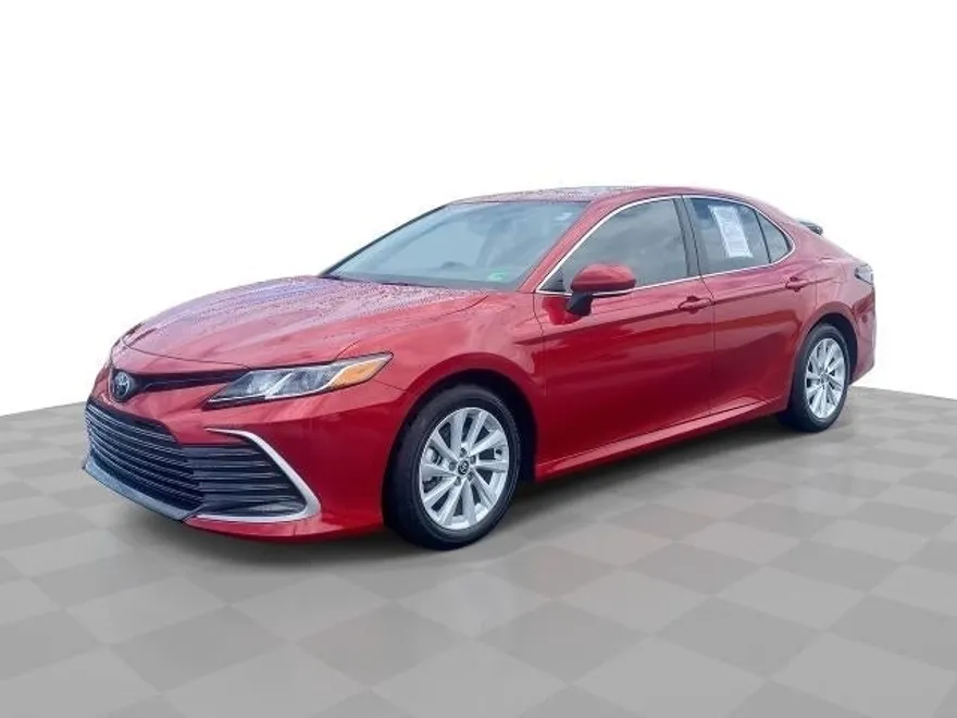 2024 Toyota Camry LE photo 1