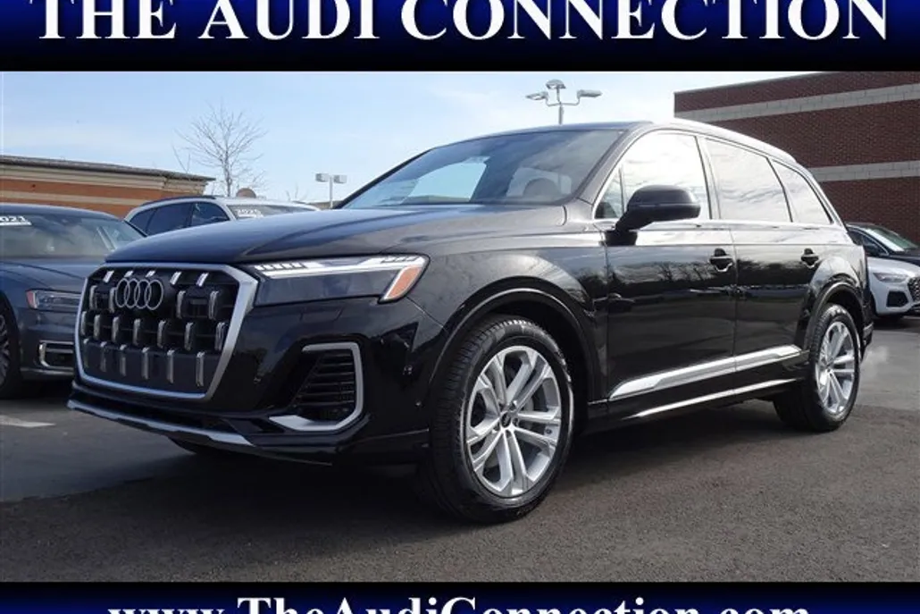 2025 Audi Q7 Prestige photo 1
