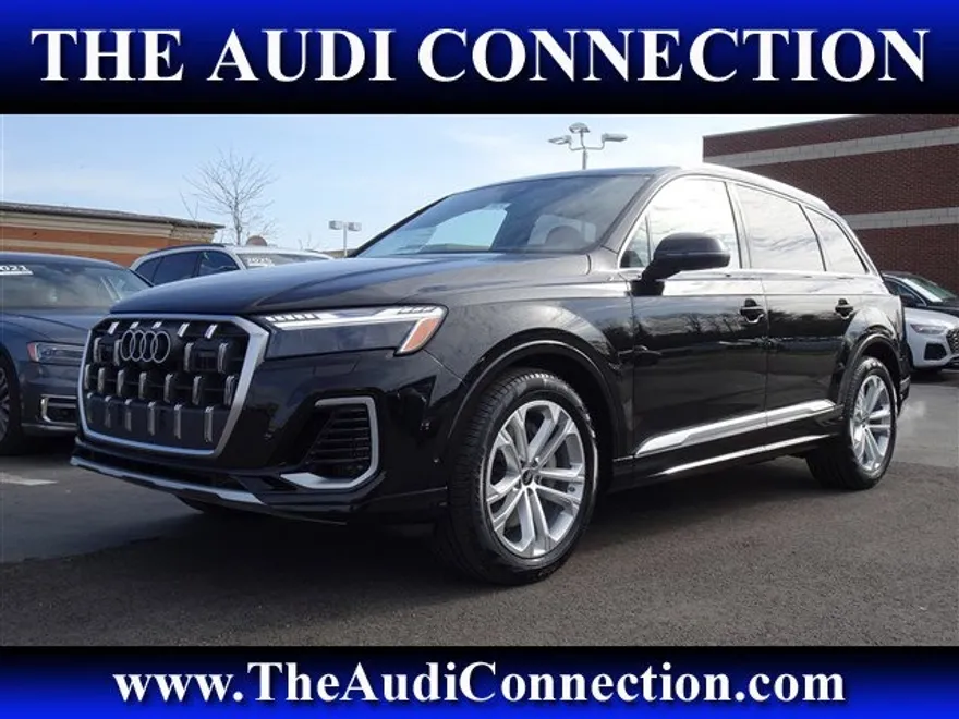 2025 Audi Q7 Prestige photo 1