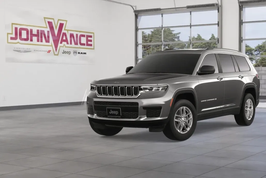 2025 Jeep Grand Cherokee Laredo X photo 1