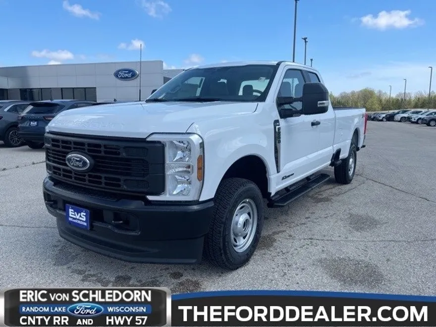 2025 Ford F-250 XL photo 1