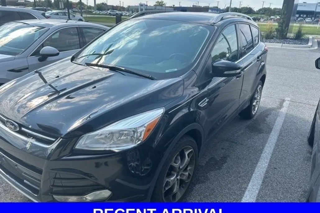 2016 Ford Escape Titanium photo 1