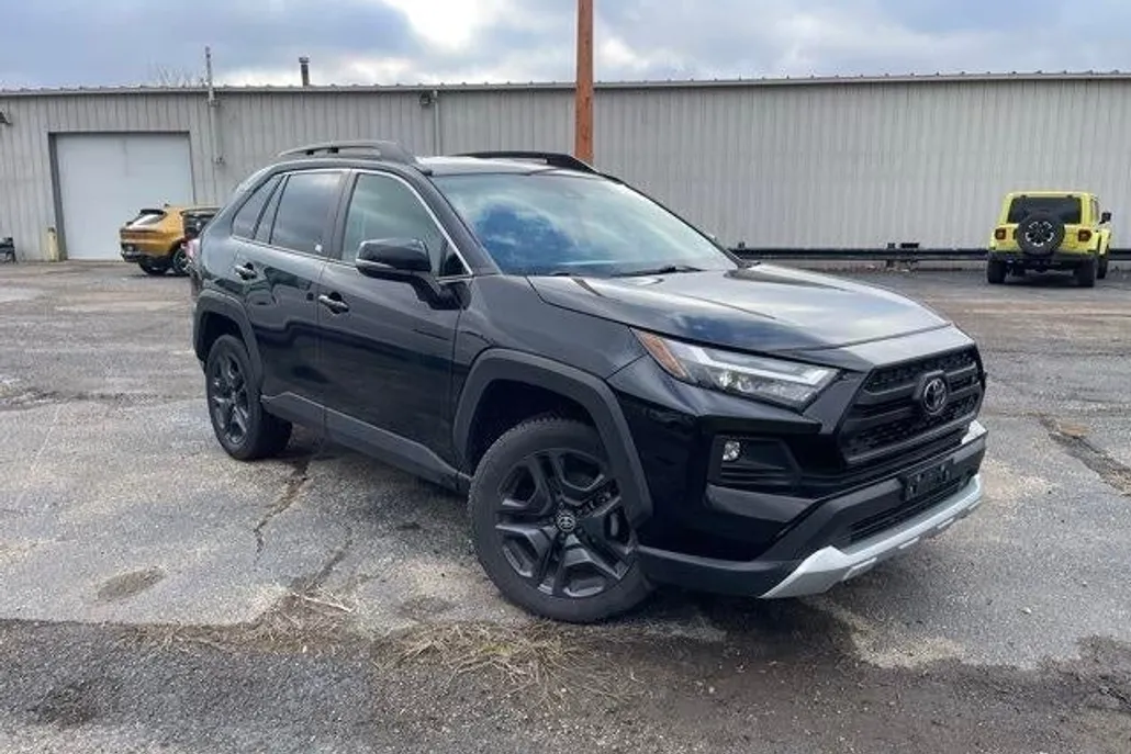 2022 Toyota RAV4 Adventure photo 1