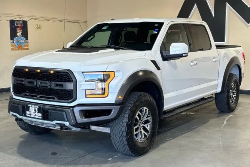 2017 Ford F-150 photo 1