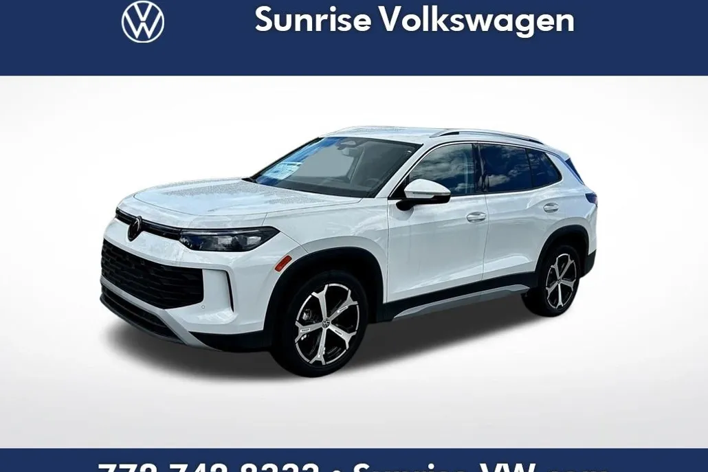 2025 Volkswagen Tiguan SE photo 1