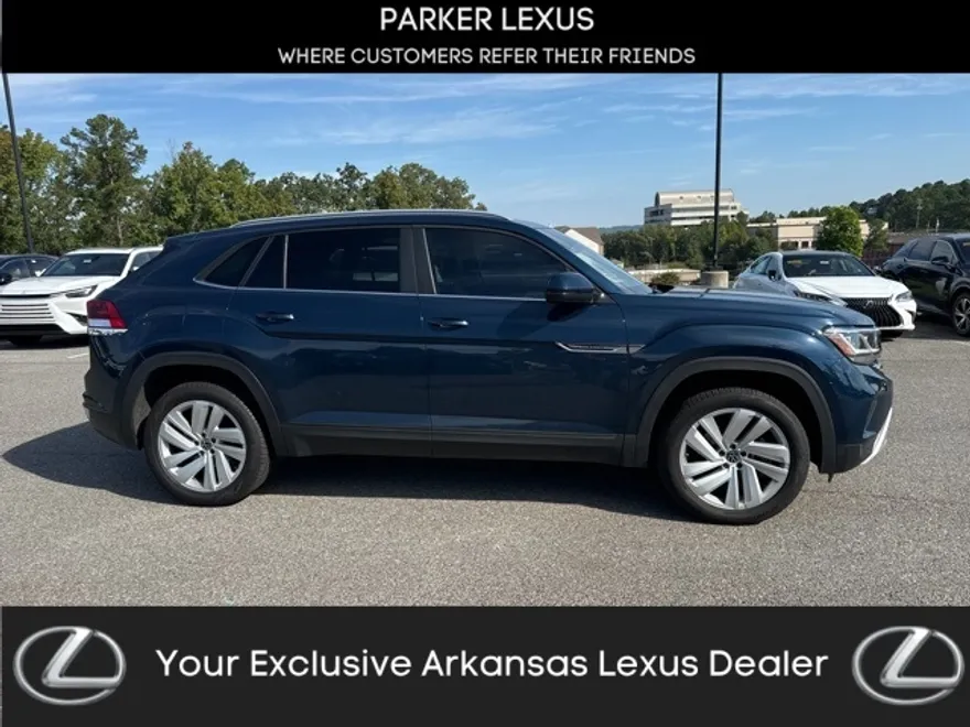 2020 Volkswagen Atlas Cross Sport SE Technology photo 1