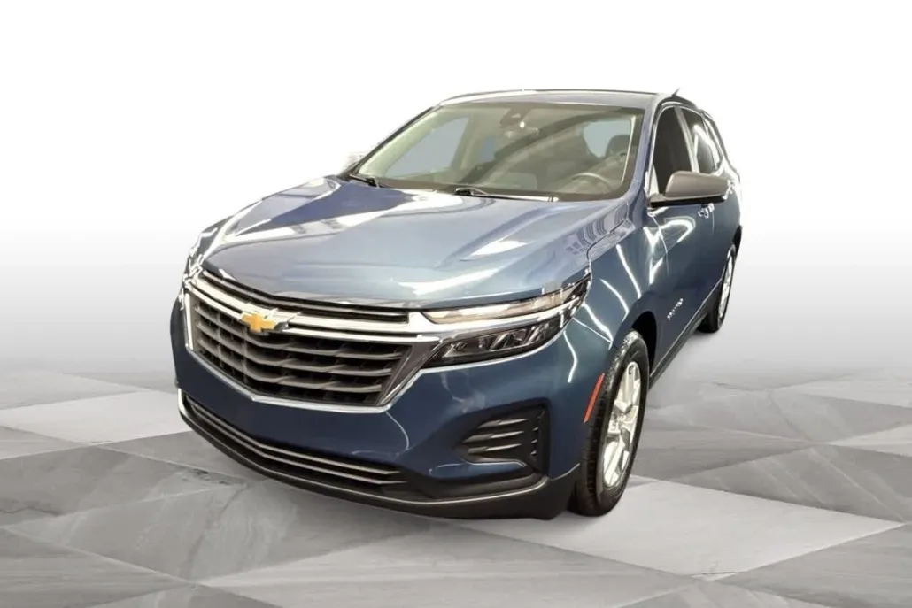 2024 Chevrolet Equinox LS photo 1