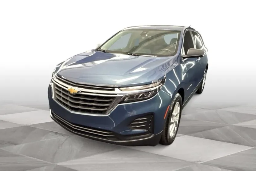 2024 Chevrolet Equinox LS photo 1