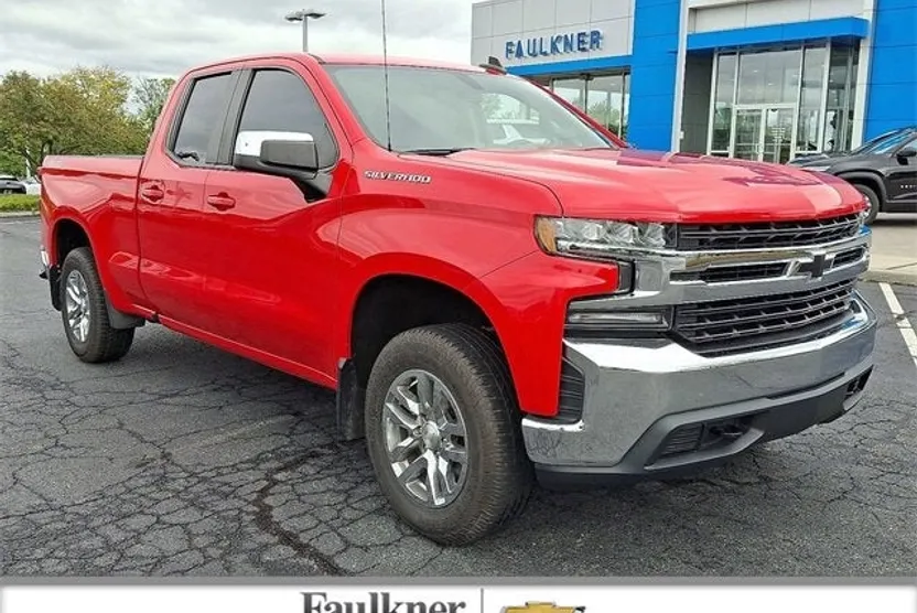 2019 Chevrolet Silverado 1500 LT photo 1