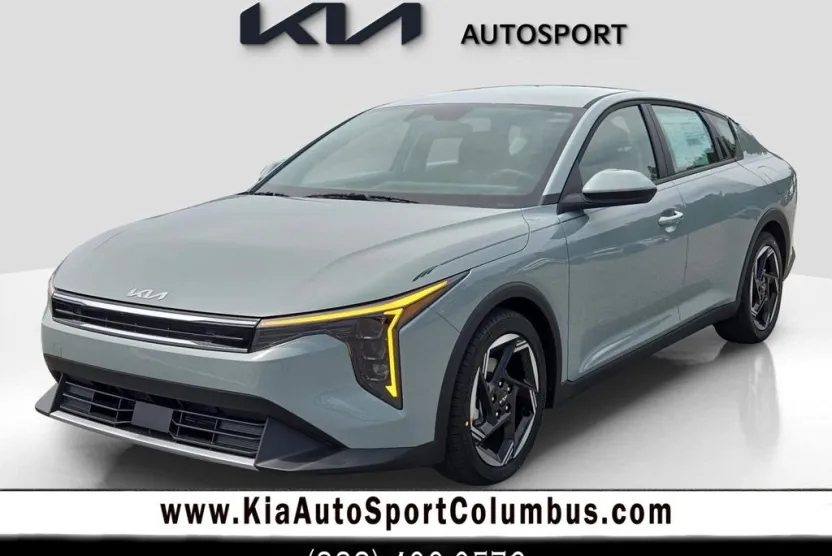 2025 Kia K4 EX photo 1