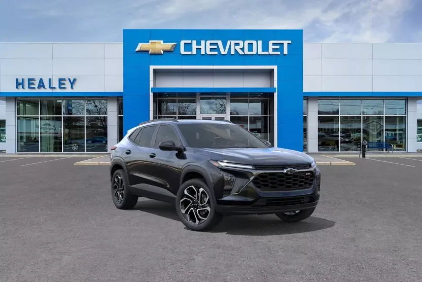 2025 Chevrolet Trax photo 1
