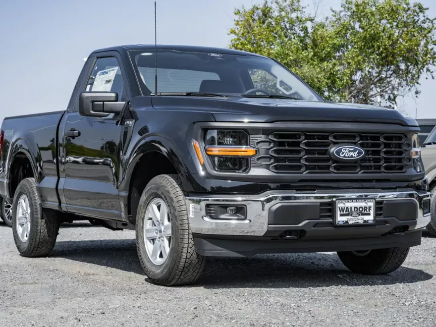2025 Ford F-150 XL photo 1