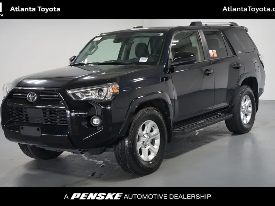 2022 Toyota 4Runner SR5 photo 1