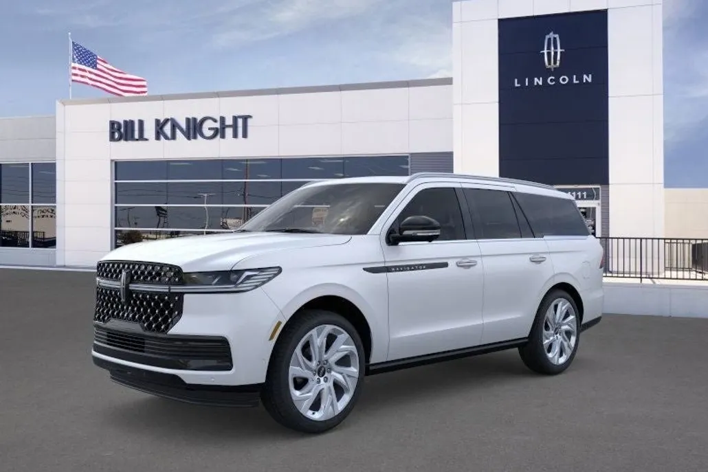 2025 Lincoln Navigator Black Label photo 1