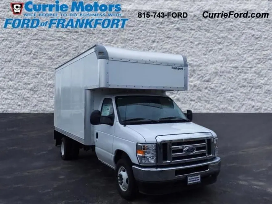 2024 Ford E-350 photo 1