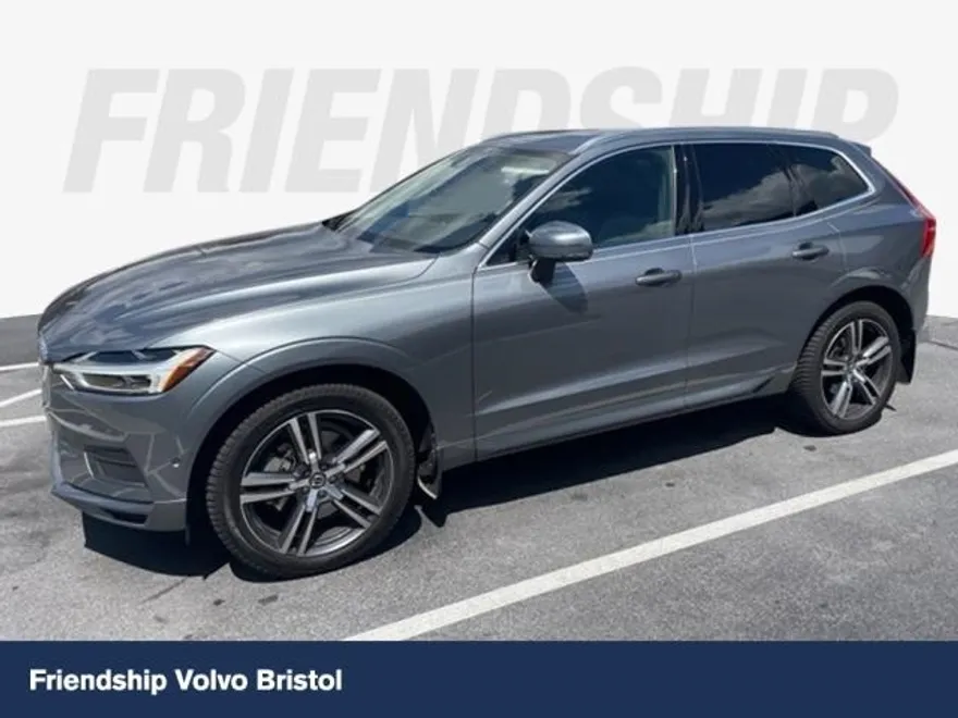 2019 Volvo XC60 T6 Momentum photo 1