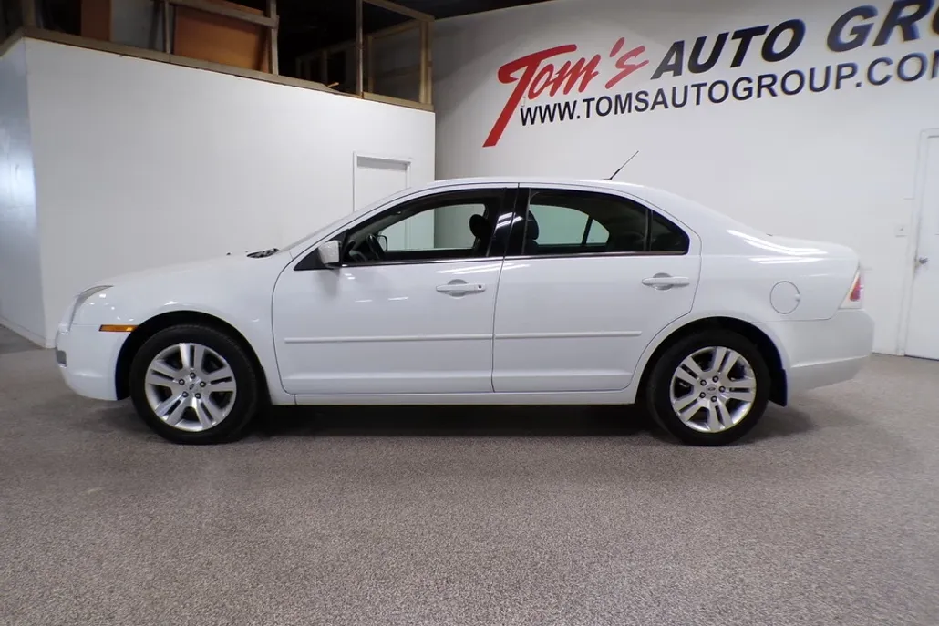 2007 Ford Fusion SEL photo 1