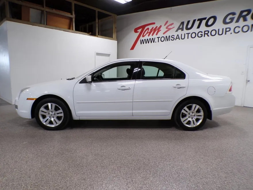 2007 Ford Fusion SEL photo 1