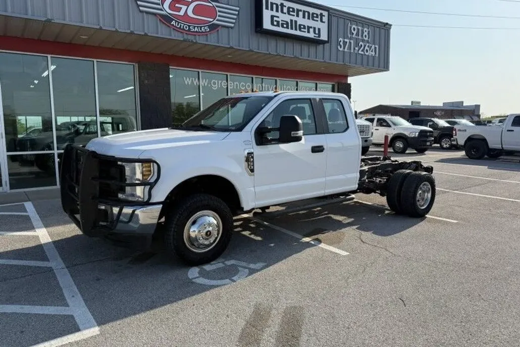 2019 Ford F-350 XL photo 1