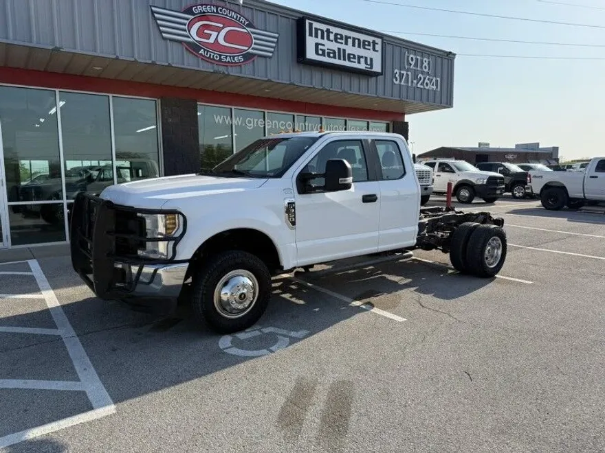 2019 Ford F-350 XL photo 1