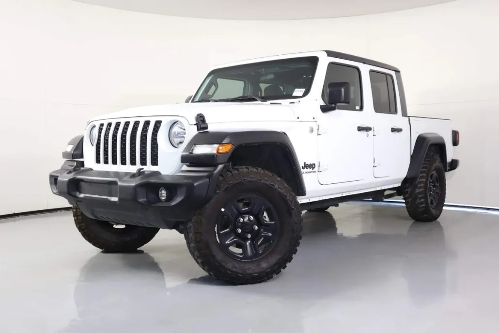 2021 Jeep Gladiator Sport photo 1