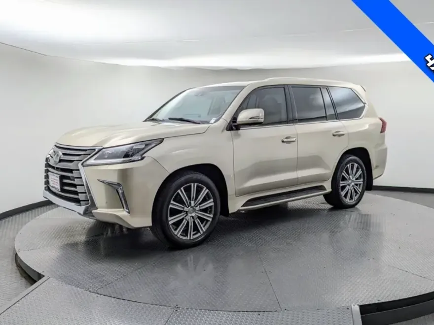 2017 Lexus LX 570 photo 1