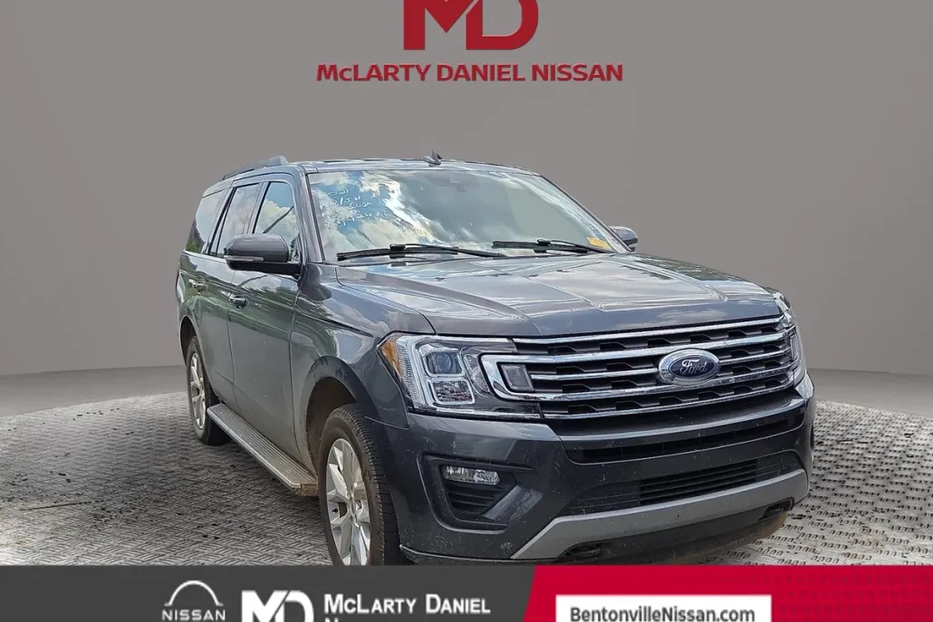 2021 Ford Expedition XLT photo 1