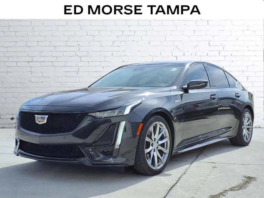 2024 Cadillac CT5 V photo 1