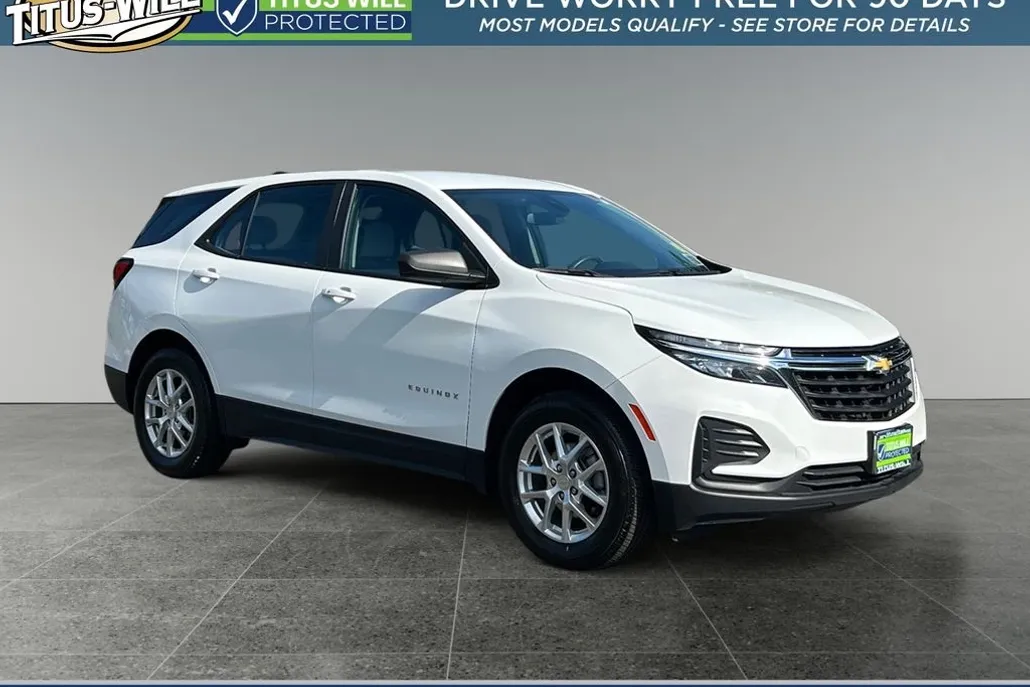 2022 Chevrolet Equinox LS photo 1