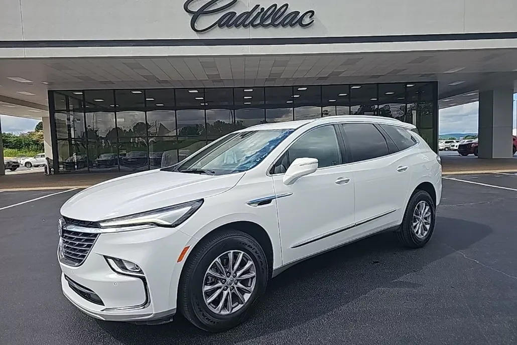 2024 Buick Enclave Premium photo 1